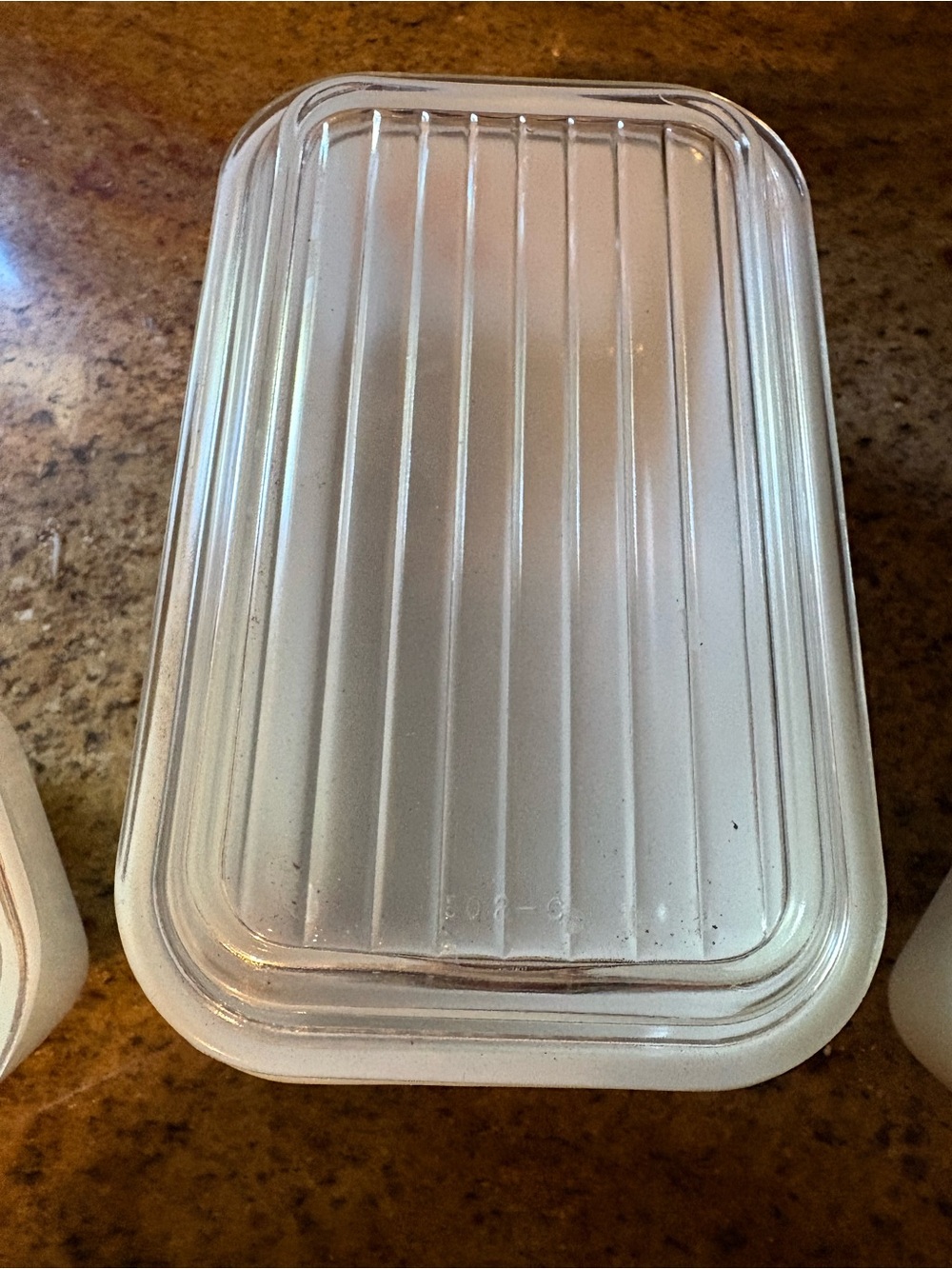Pink Gooseberry Pyrex - Picture 4 of 5